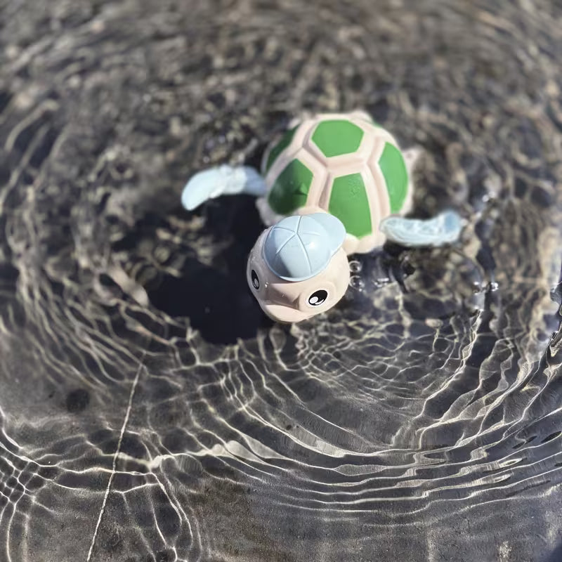 Wind-Up Swimming Turtle Bath Toy